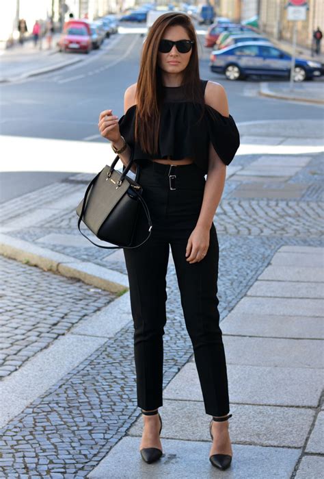 how to wear high waisted jeans outfit ideas 2020