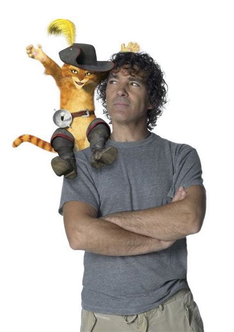 dreamworks rolls out first image from puss in boots starring antonio