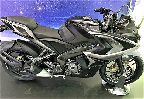 pulsar rs pics  launch dual tone black colour revealed