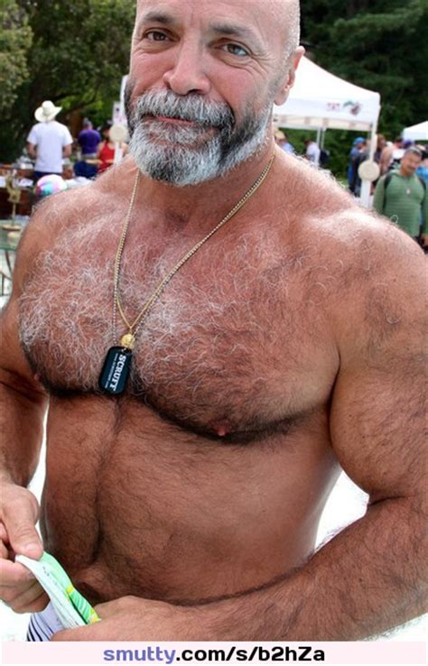 Men Man Dad Daddies Muscle Bears Hairy Daddy