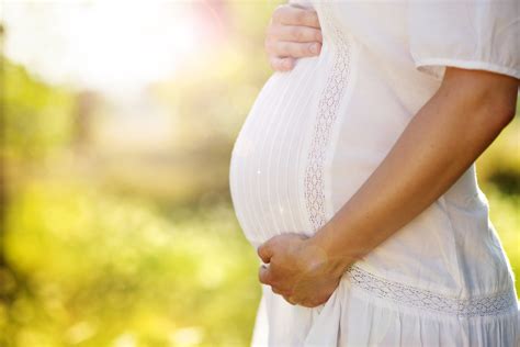 ¿cómo pueden las mujeres embarazadas reducir el estrés durante el