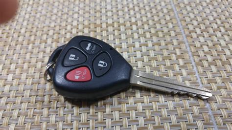 toyota corolla  key fob replacement