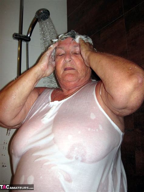 shower time again for grandma libby pichunter