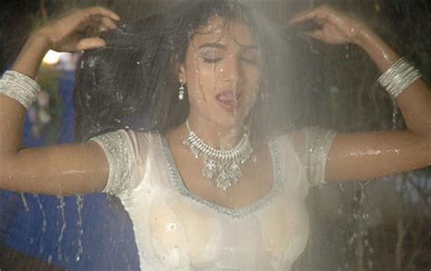 ramya in wet white saree hot photos bollywood actress pictures gallery