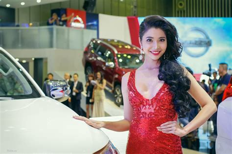 Beauty Showgirls In Vietnam Motor Show 2017 Asian Beauty