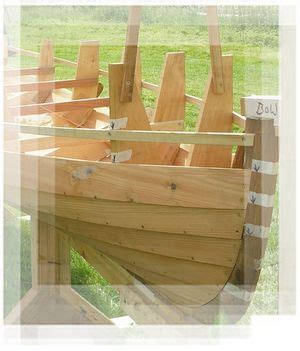lapstrake clinker woden boat construction