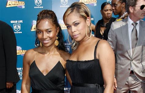 tlc asks fans to help fund the group s new album