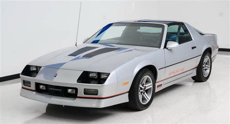 relive  high school glory days    camaro iroc  carscoops