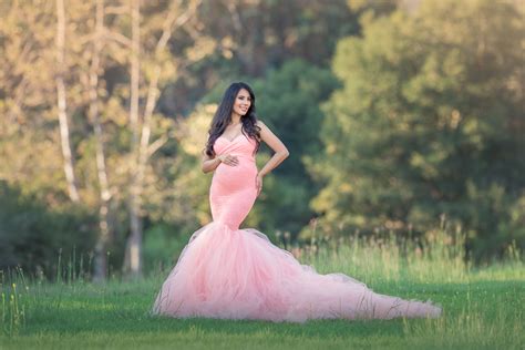Beautiful Maternity Session In The Heart Of Santa Monica