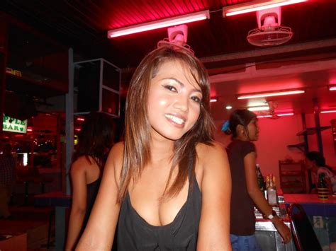 nightlife in pattaya the hookers paradise bar girls