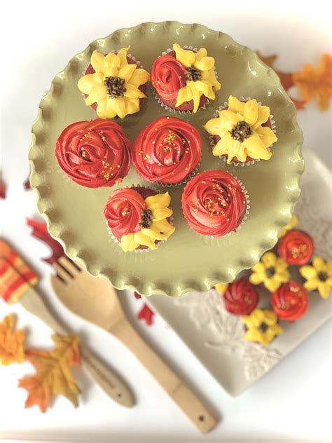fall flower cupcakes recipes and decorating tutorial