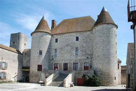 chateau de nemours  chateau medieval medieval castle posh houses manor houses paris