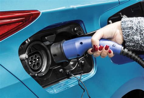 plug  hybrid electric vehicles      pistonmy