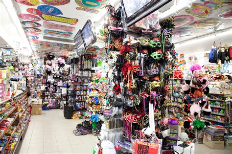 find a halloween store in nyc to grab the perfect costume