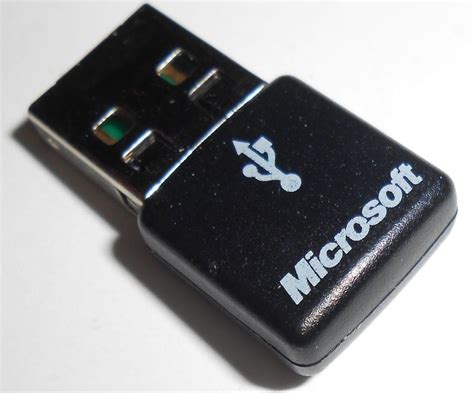 microsoft wireless usb  dongle receiver tranceiver  mouse keyboard