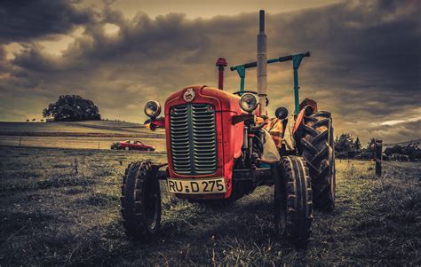 traktor auf dem feld foto bild industrie und technik traktoren