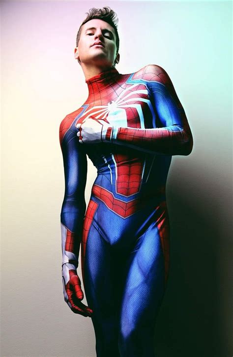pin by jo s on guys in 2020 superhero cosplay spiderman