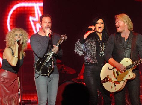 Little Big Town S Girl Crush Pulled From Country Radio Stations
