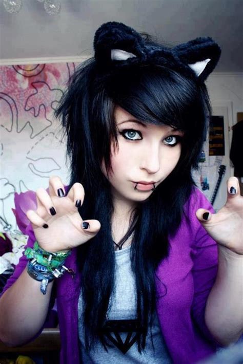 how to get advantageous with an emo girl top and trend hairstyle