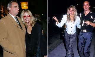 Carly Simon Forced Her Then Husband To Go To A Brothel