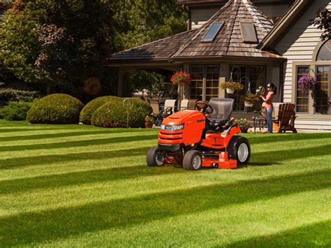 lawn garden tractors simplicity