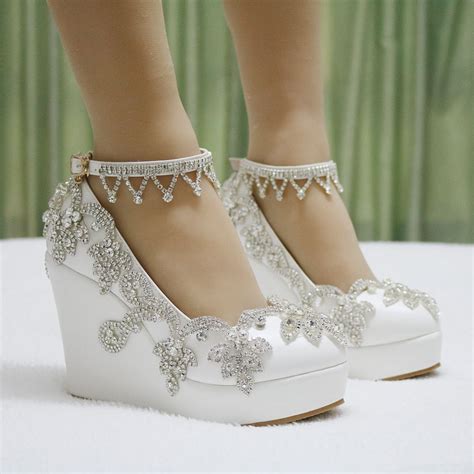 14 Comfortable Wedding Shoes