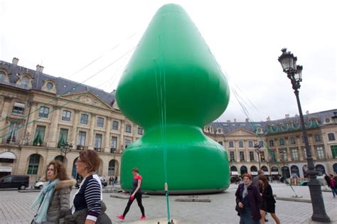 Giant Sex Toy Or Christmas Tree Paris Sculpture Puzzles Pedestrians