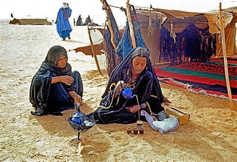 tuareg woman sahara desert sahara life in a tuareg camp camping 101 camping tea culture