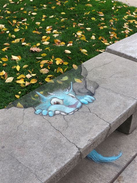 funny  clever  chalk street art  david zinn virulandiacom