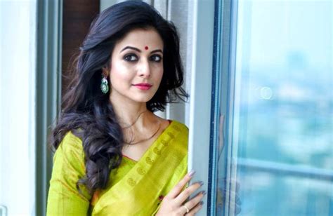 bengali actress koel mallick   entire family test positive  covid  indiablooms