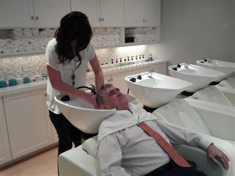 ladue mayor gets first scalp massage at breeze blow dry