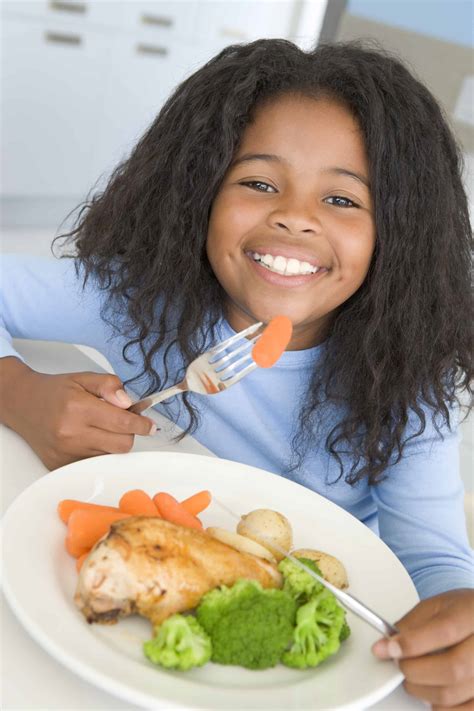 teach  children     good food decisions saving dinner