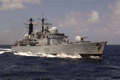 defence secretary names  warship hms cardiff  st davids day royal navy
