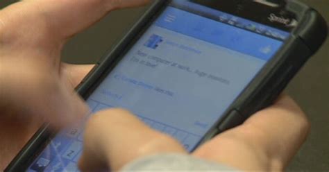 sexting scam extorts male iowa victims