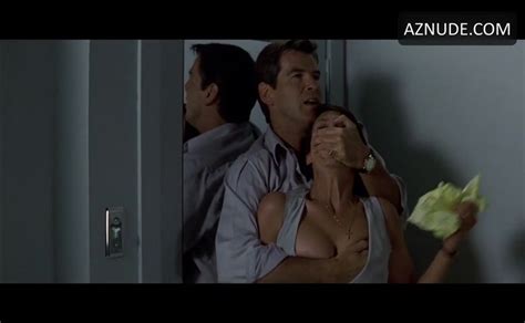Jamie Lee Curtis Breasts Scene In The Tailor Of Panama