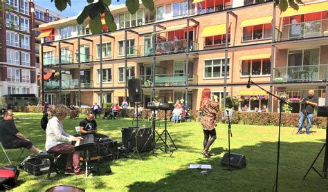 de haagse   amour bezoekt drie locaties  leidschendam voorburg adverteren leidschendam