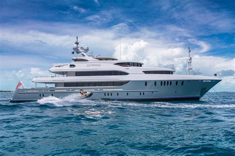 luxury yachts  sale purchase  yacht worth avenue yachts