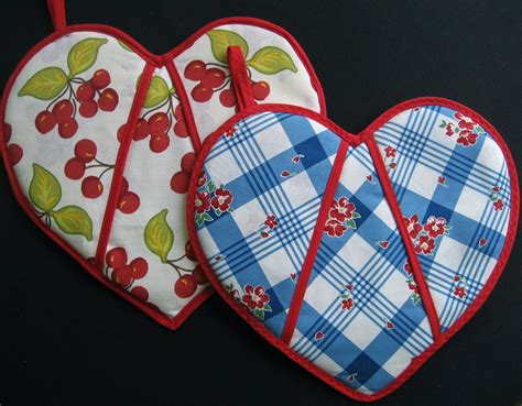 martha stewarts heart shaped pot holders pot holders sewing