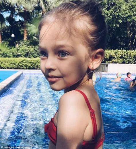 Vogue Model Aged 8 Hailed Most Beautiful Girl In Russia Daily Mail