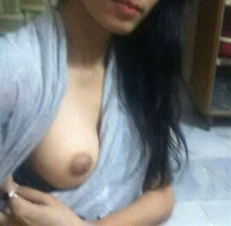 desi beautiful college girl boobs teasing selfies indian nude girls