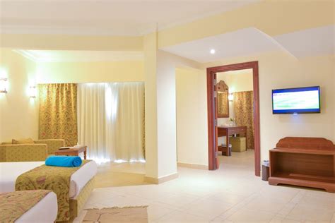 hotel jasmine palace resort spa sahl hasheesh  partir de  lastminutecom