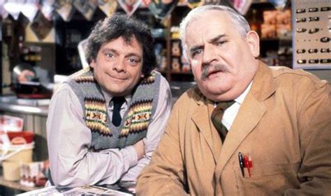 david jason s back to open all hours in christmas special