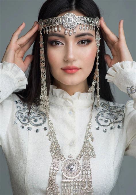 Yakutian Beauty Yakutia Ethnic Fashion Fashion Art Beaded Headpiece