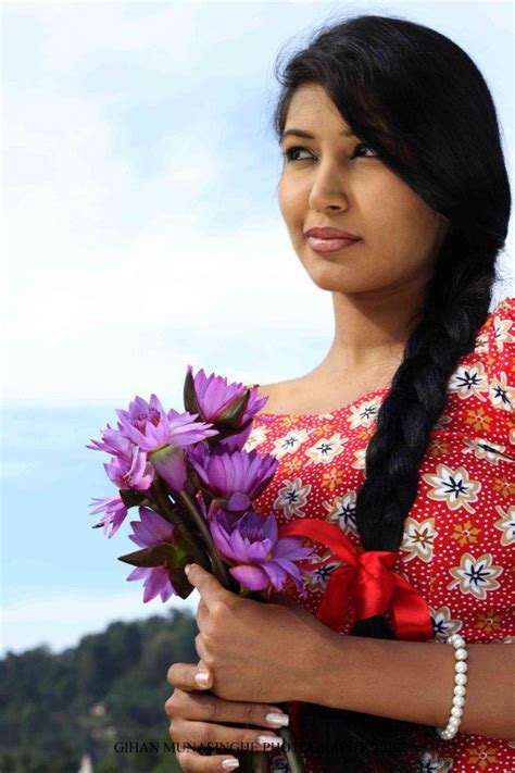 ashiya dassanayake sri lankan actress beauty model sri