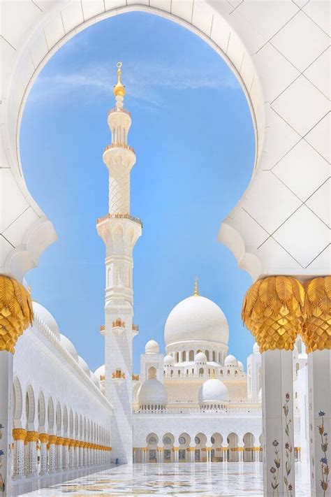 abu dhabi tower at the grand masjid in 2019 mosque architecture grand mosque beautiful mosques