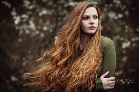 Women Redhead Long Hair Face Green Eyes Wavy Hair Looking
