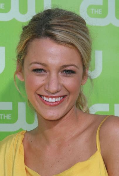 fivanes blake lively profile bio and pictures 2012