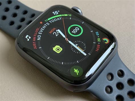 Apple Watch Series 4 Review The Best Smartwatch On The