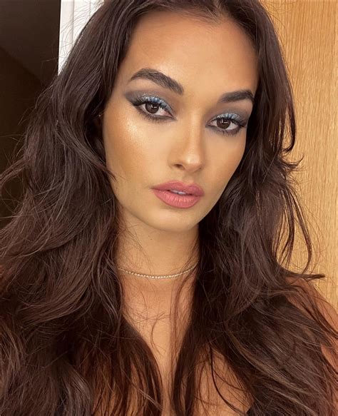 Gizele Oliveira Flaunts Her Braless Tits In See Through Top 3 Photos