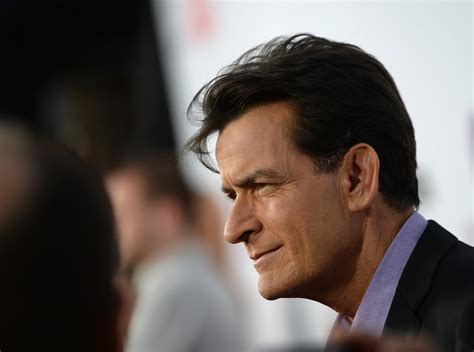 report charlie sheen to announce he s hiv positive on